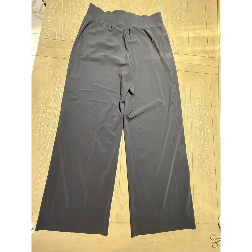 Athleta Cosmic Pant Womens Large Black Wide Leg Smocked Waist Lightweight - Picture 2 of 13